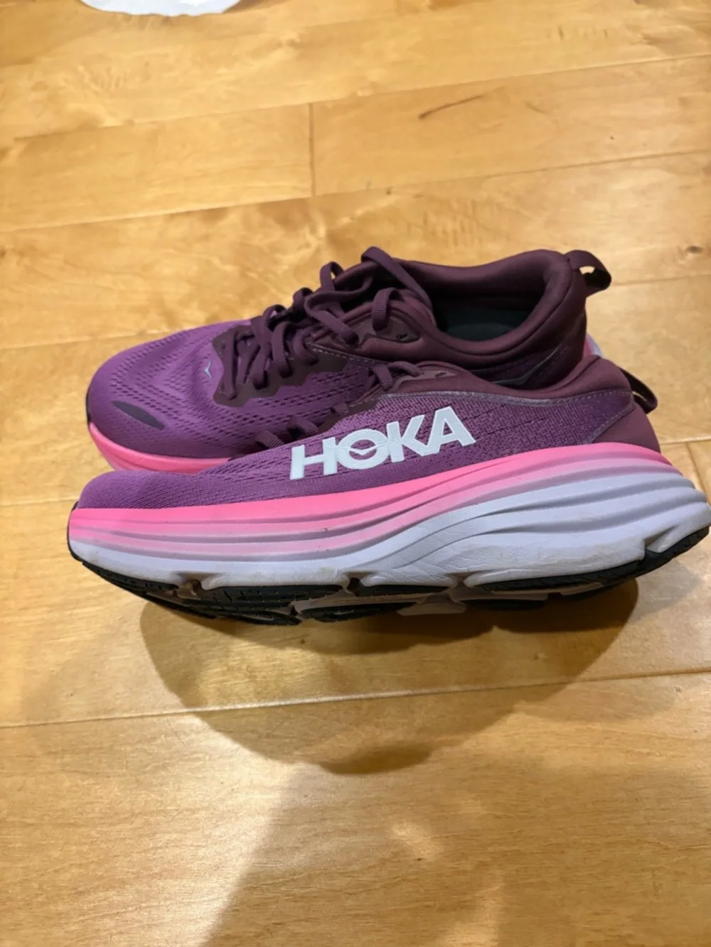 Hoka Women's Bondi 8 running shoes sneakers purple pink sz 9